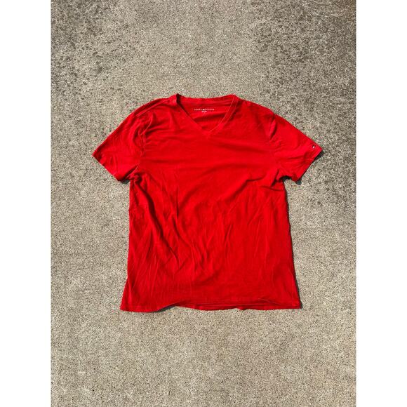 Tommy Hilfiger Top Men Size Medium Red Vneck Short Sleeve Tee Shirt Basic - Picture 1 of 4